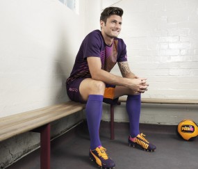 开云下载-范弗利特爆发，深圳队连续得分压制魔术，当东方纪律击溃西方天赋