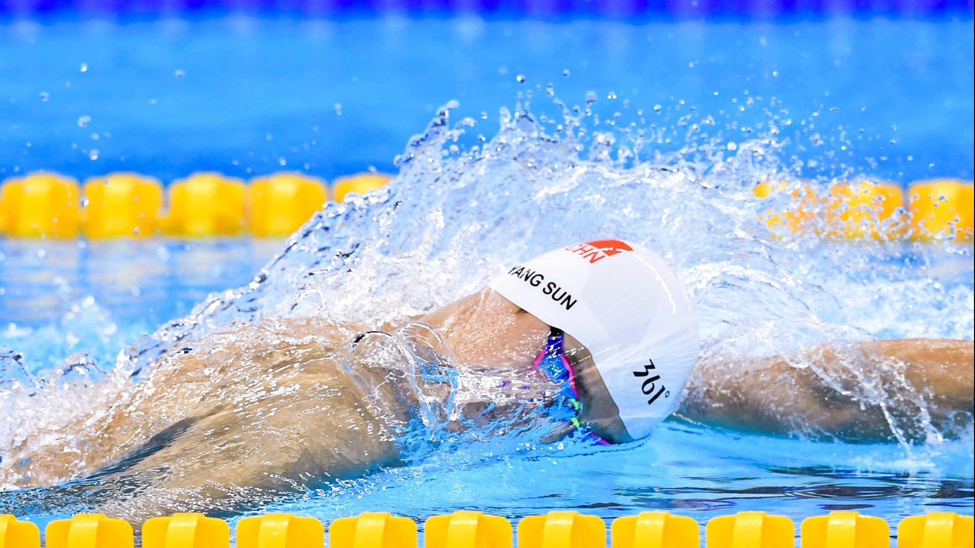 老鹰收割魔术，当武切维奇从魔术师帽中掏出致命匕首