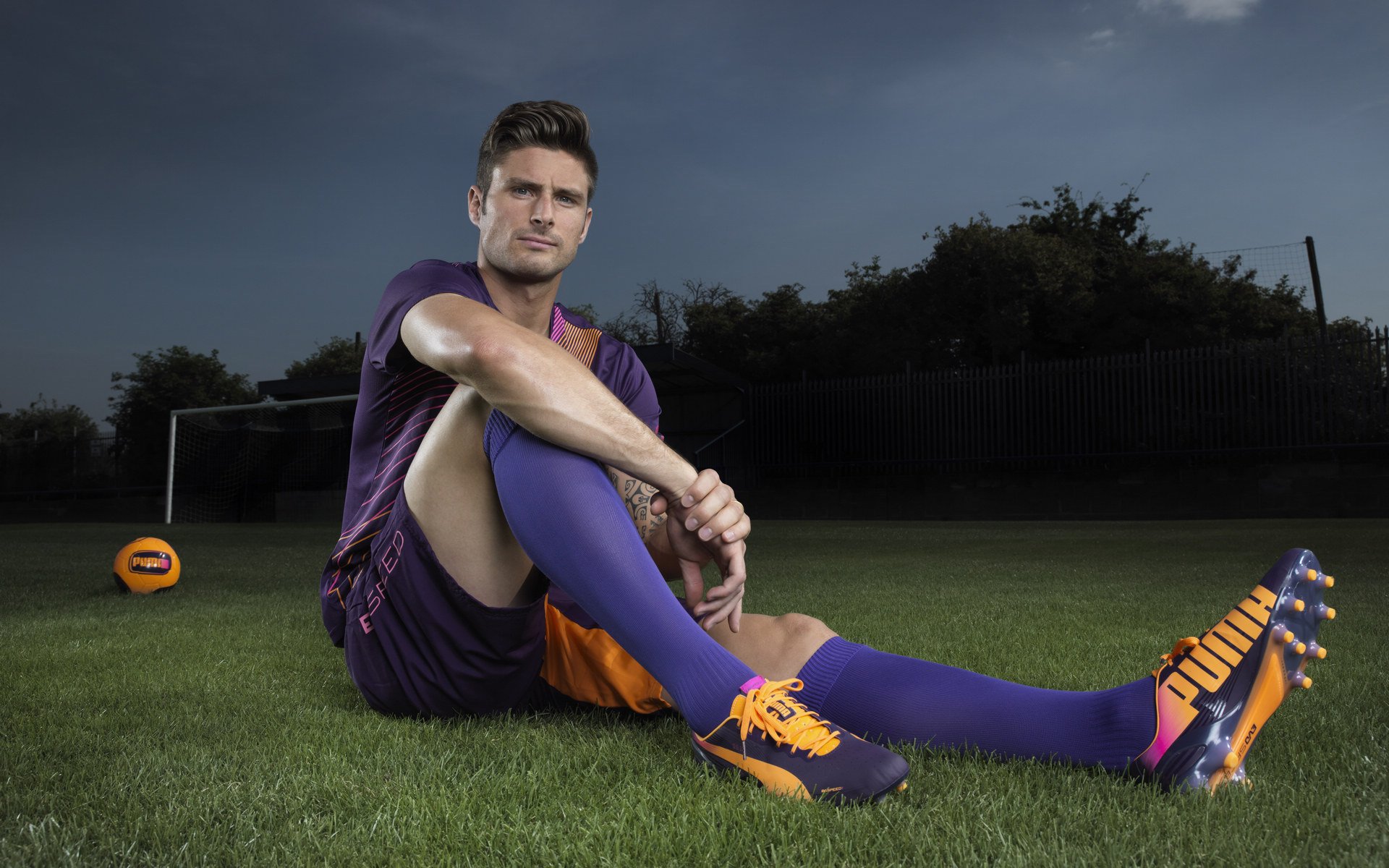 亚特兰大末节带走芬兰，阿克防守端锁死对手，现代篮球的战术寓言